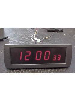 RELOJ DIGITAL CON SEGUNDOS NEGRO 24 V.