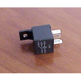 RELE CONMUTADOR 24V 20 AMP